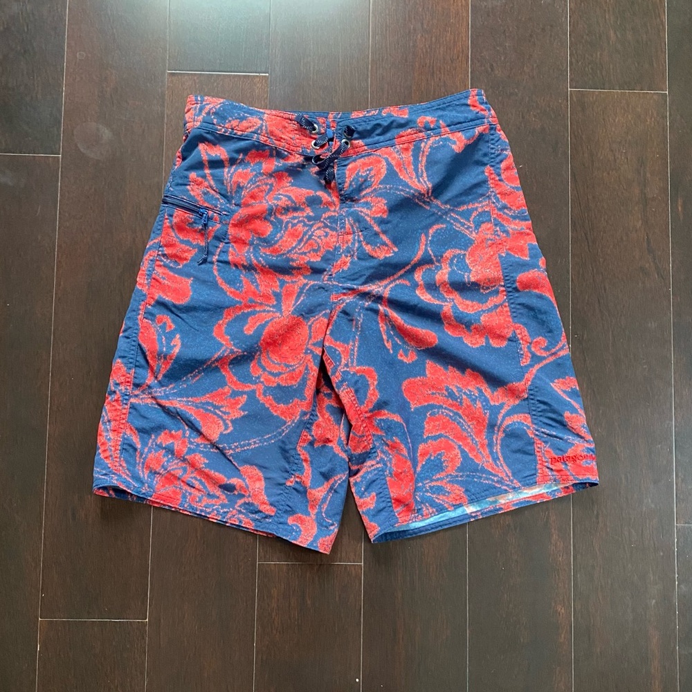 Men’s Patagonia swim trunks